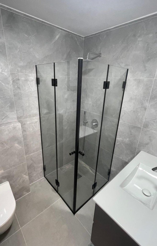 מקלחון זכוכית — גלריה