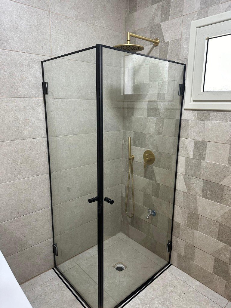 מקלחון זכוכית — גלריה